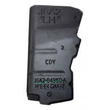 Isolador Paralama Tras Esq Range Rover Velar 2.0 2020 J1831