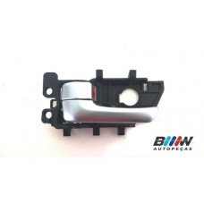 Maçaneta Interna Kia Cerato Esquerdo Orig C/detalhe B7607 Dianteira/traseira