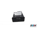 Carregador Usb Bmw 320i 2021 G20  C2145 8711939 Preto