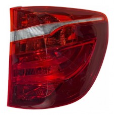 Lanterna Traseira Direita Bmw X3 2014 C/detalhes C8322 Direito/passageiro Vermelho