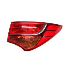 Lanterna Traseira Direito Santa Fé 2013 D6146 Direito/passageiro Vermelho