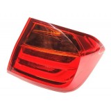 Lanterna Lado Direito Bmw 320i 2013-2015 C/detalhe Led D7931 Direito/passageiro Vermelho