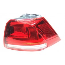 Lanterna Traseira Direita Vw Golf 2014 D8032 Direito/passageiro Vermelho