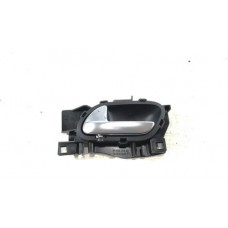Maçaneta Interna Tras Esq Citroen C5 2.0 Auto 2010 D8933 Traseira