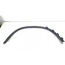 Aplique Paralama Tras Dir Mb Gle 16/19  E918 A2928852122 Td Preto