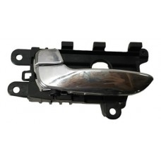 Maçaneta Interna Esq Kia Cerato 1.6 Aut 2014 G5106 Dianteira