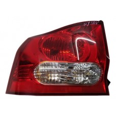 Lanterna Traseira Esq Hyron G8543 Esquerdo/motorista Vermelho