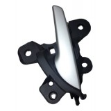 Maçaneta Interna Tras/esq Chevrolet Onix 2023 135178981 Traseira