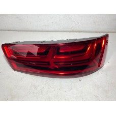 Lanterna Traseira  L/d Audi Q7 2018 4m0945094m H2565 Direito/passageiro Vermelha