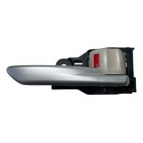 Maçaneta Interna Direita Toyota Corolla Hybrid 2021 H6053 Traseira