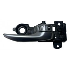 Maçaneta Interna Tras Dir Fiat Toro 2020 Diesel 4x4 E4677 Prateado Traseira